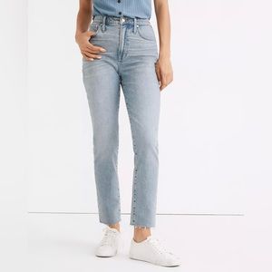 ♥️ NWOT The Curvy Perfect Vintage Jean in Ellicott Wash